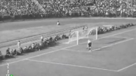 他在球场上 他在球场上