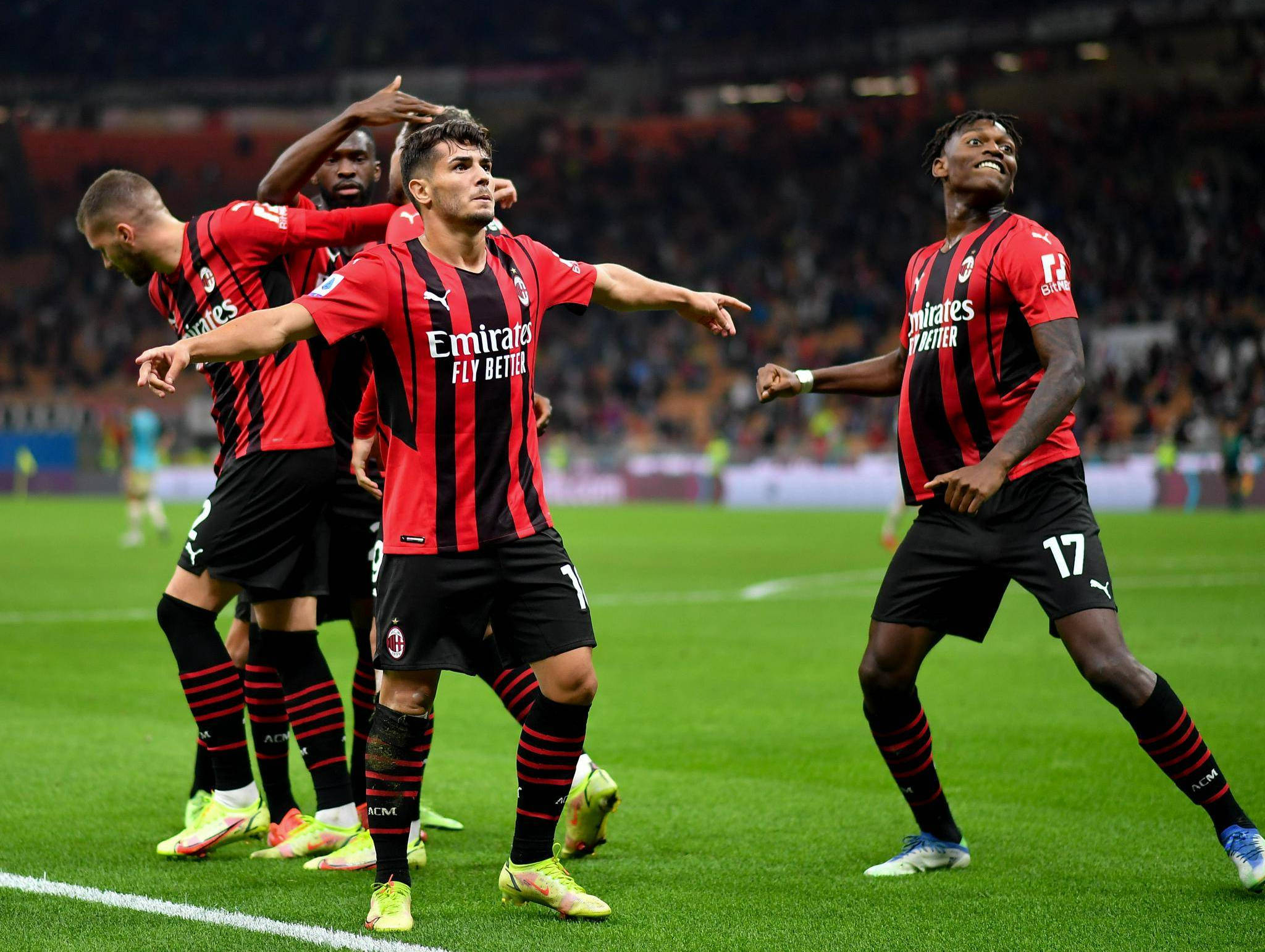 鹿队通过争 鹿队通过争