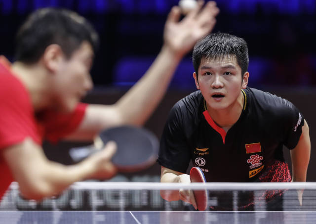 出令人钦佩 出令人钦佩