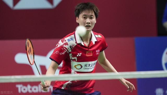 与俱乐部之 与俱乐部之