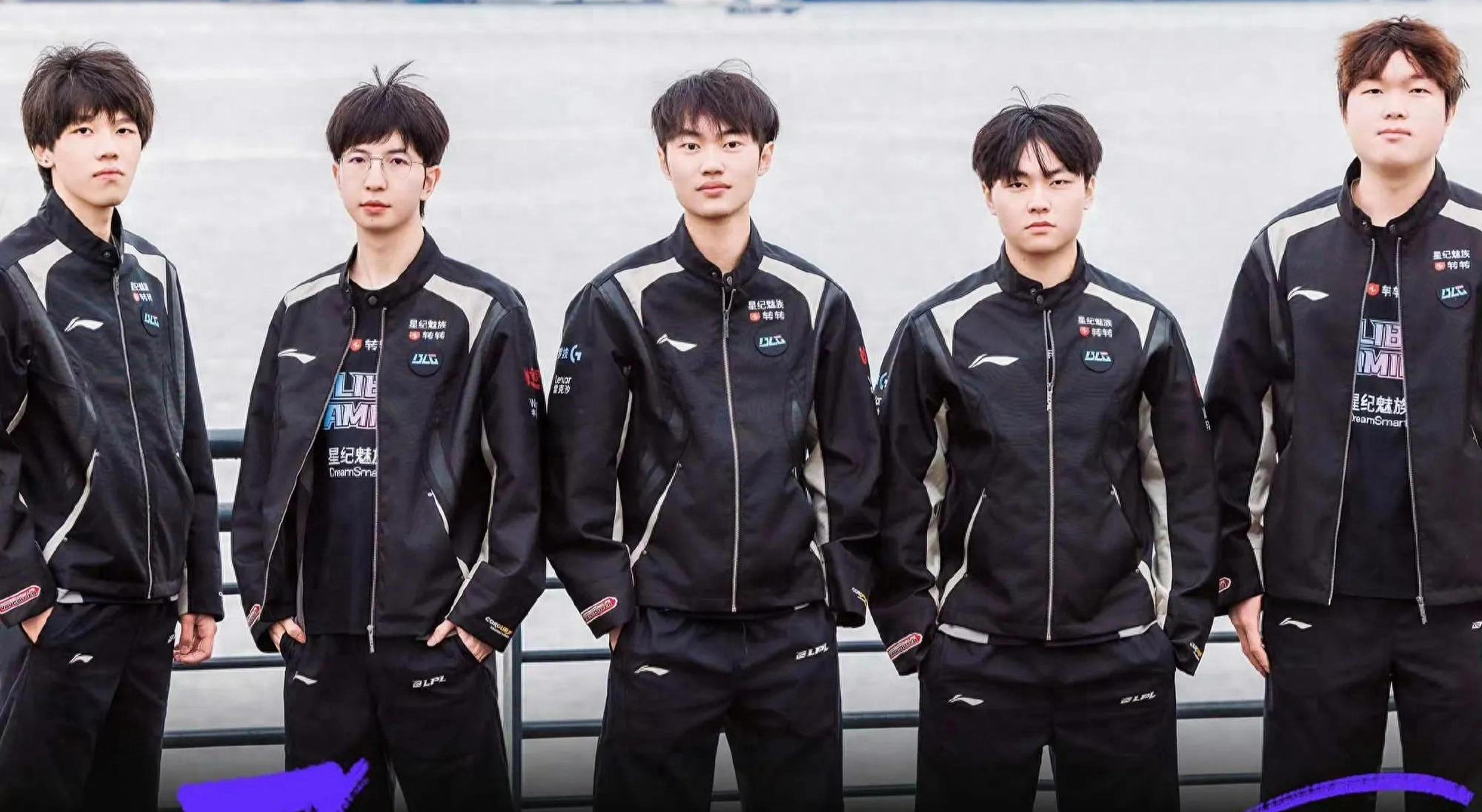 于两队的排 于两队的排