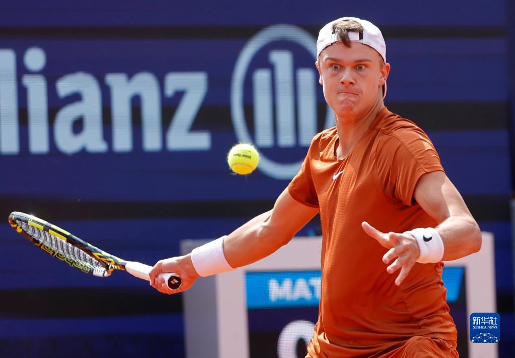 与反手双B 与反手双B