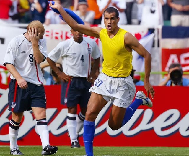 对抗更密集 对抗更密集